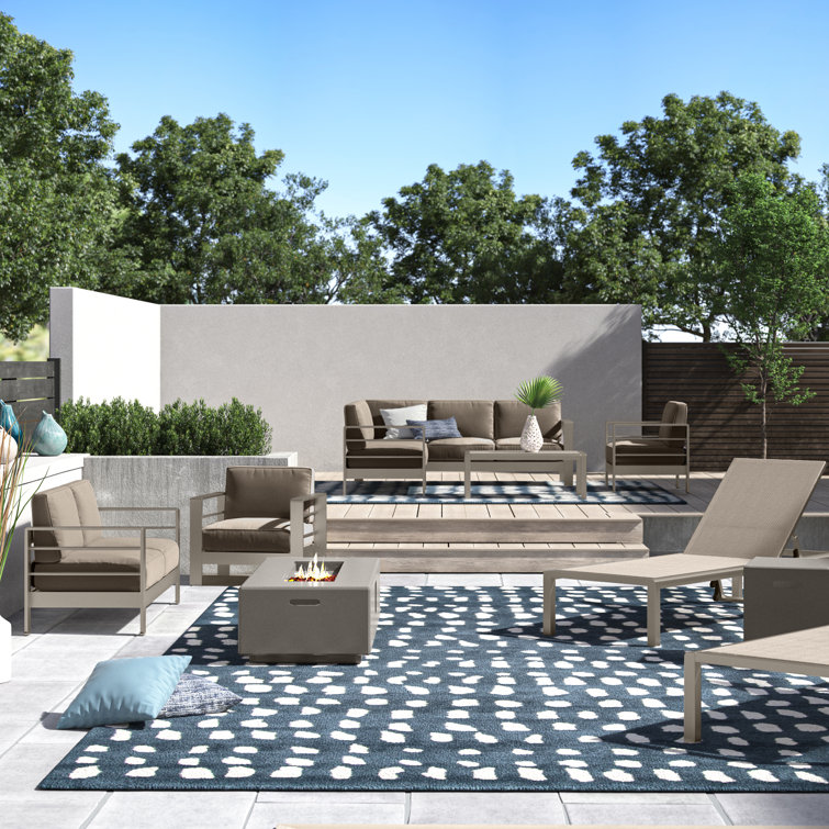 Lounges with outdoor discount seating